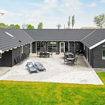 24 Person In Hasselberg