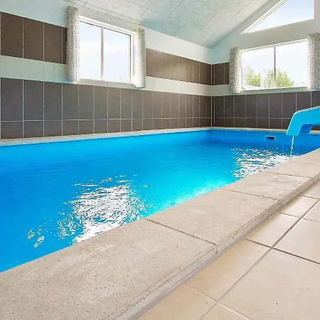 24 Person In Hasselberg * 卡珀尔恩