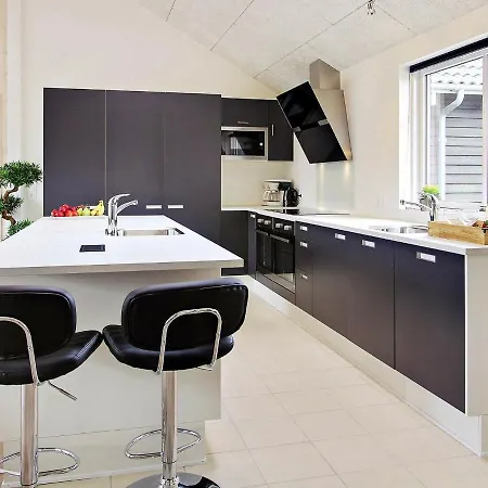 24 Person In Hasselberg 度假居 *